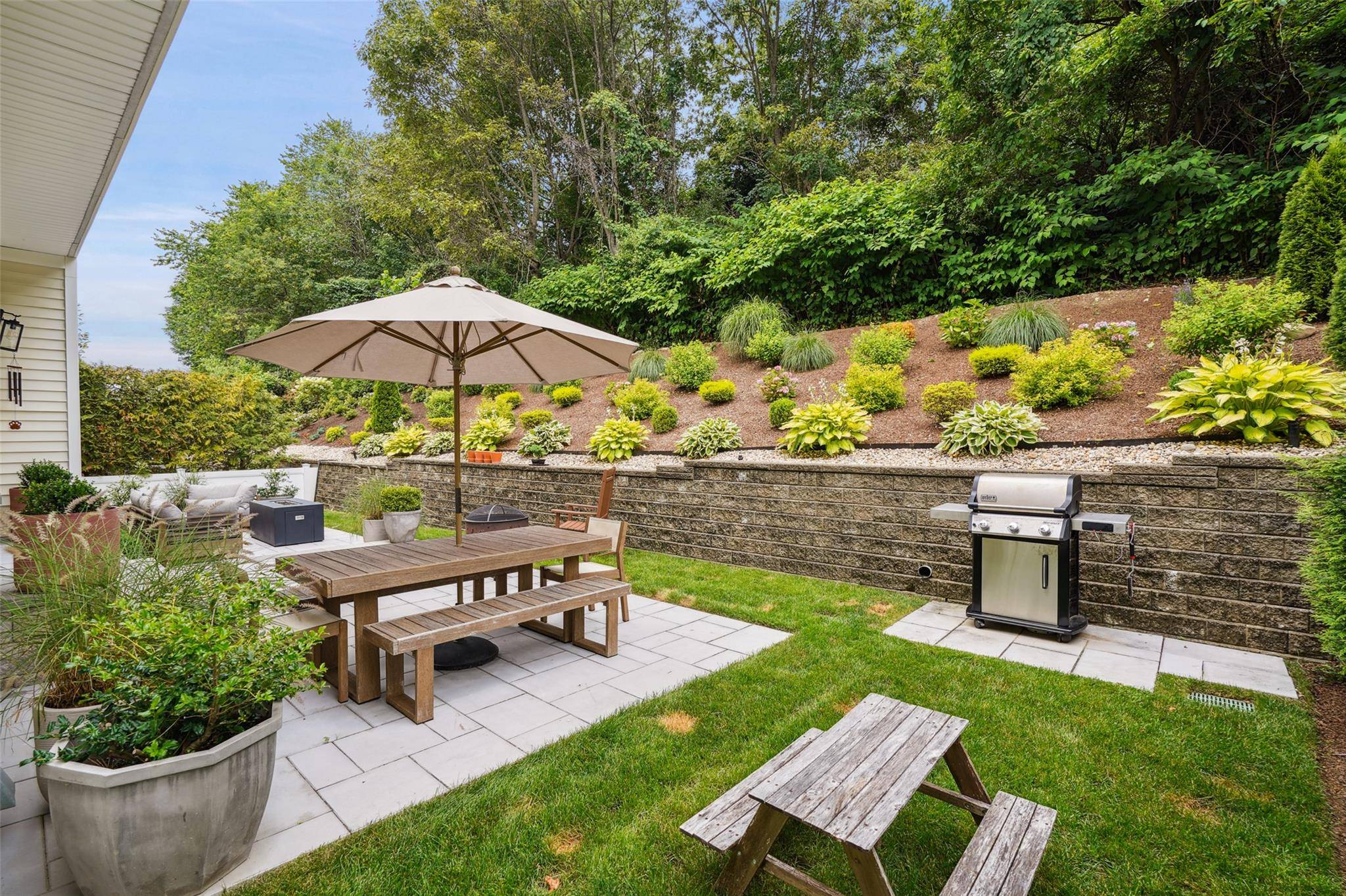 Rye Brook, NY 10573,22 Bellefair RD