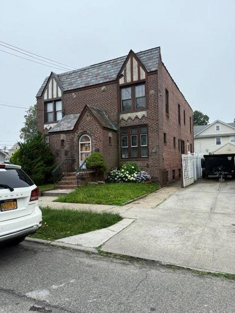 Bellerose, NY 11426,9268 240th ST