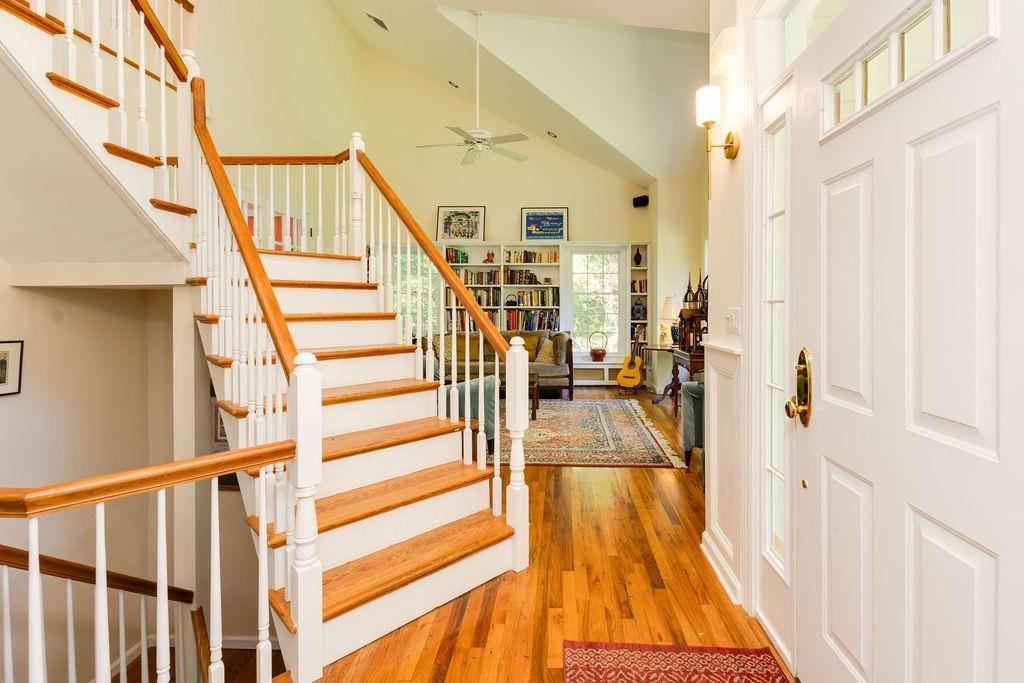 Stony Brook, NY 11790,1251 A North Country RD