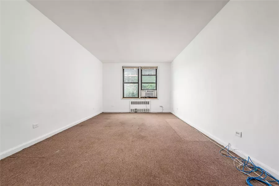 33-45 94th ST #3K, Jackson Heights, NY 11372