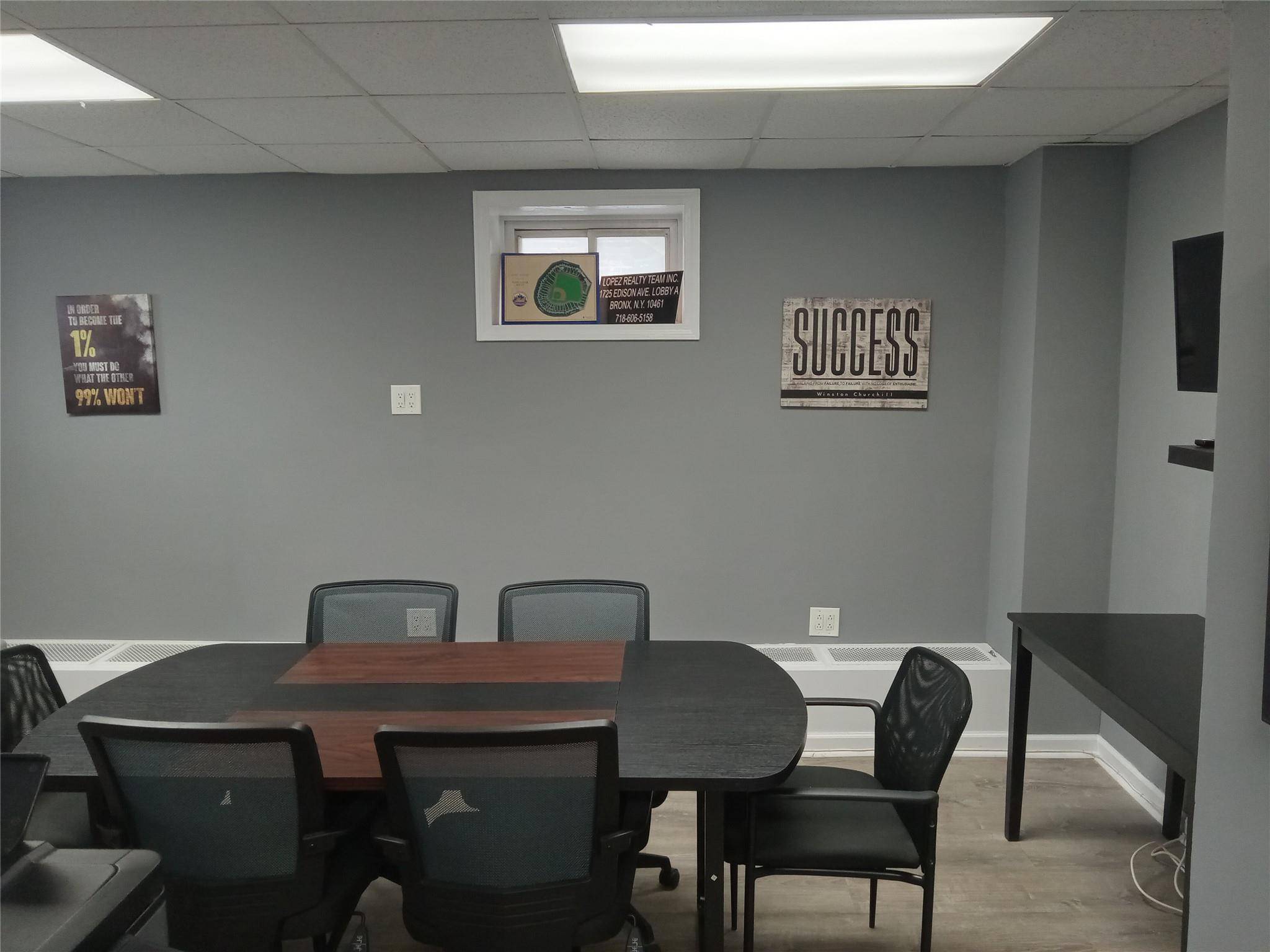 Bronx, NY 10461,1725 edison AVE #LOBBY A /B
