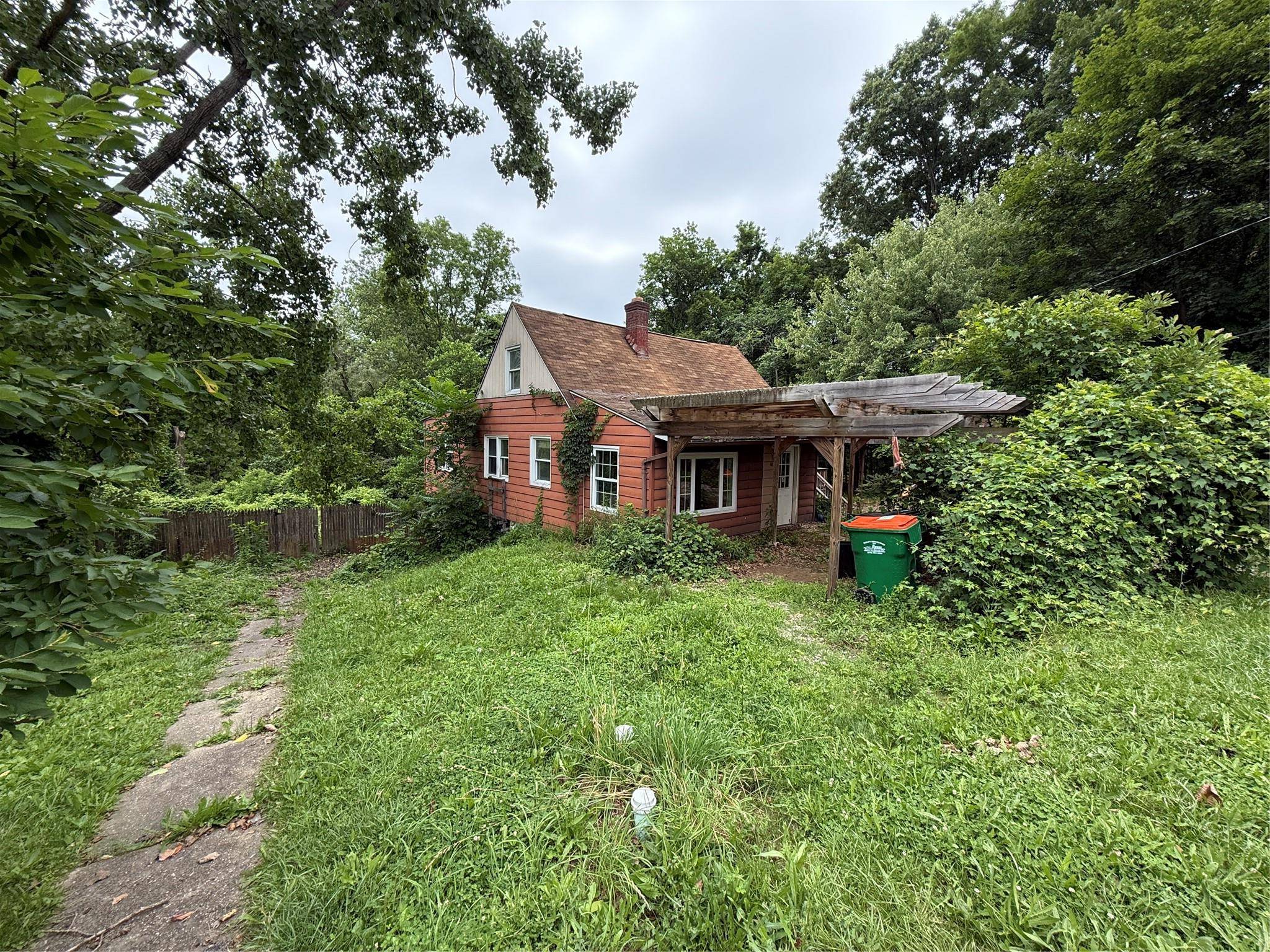 Poughkeepsie, NY 12603,61 Catskill AVE