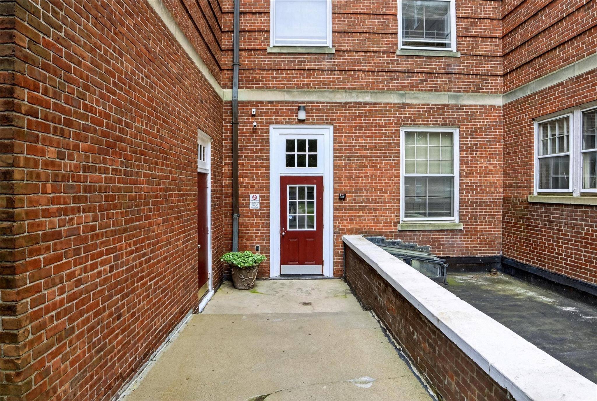 Peekskill, NY 10566,3309 Villa At The woods