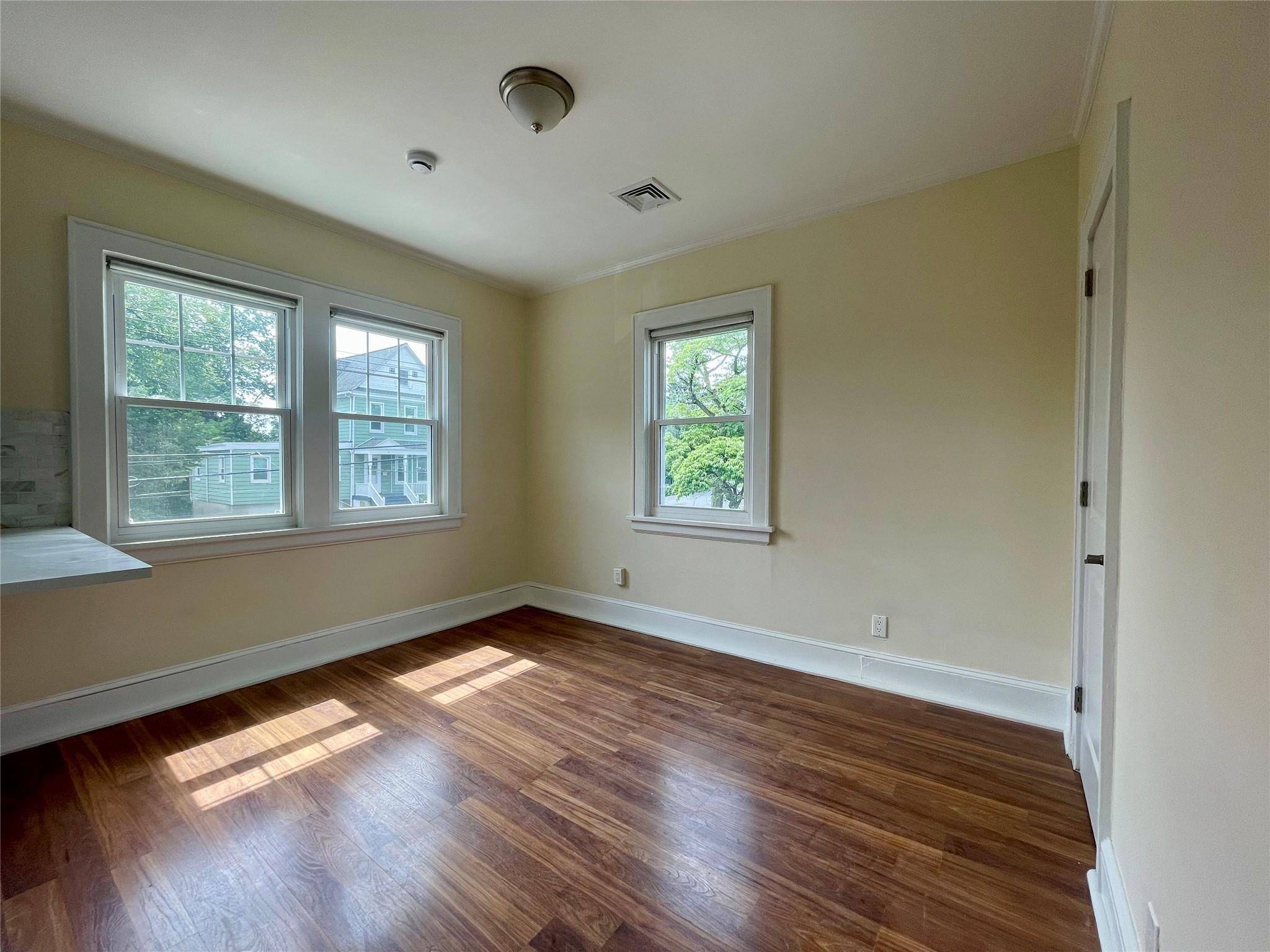 Tuckahoe, NY 10707,47 N High ST #2