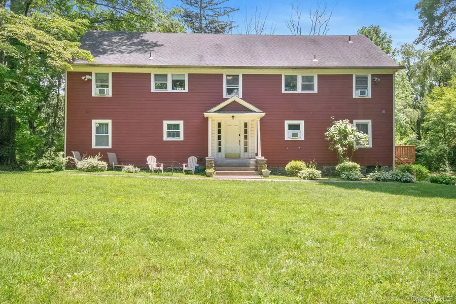 858 Pleasantville RD, Briarcliff Manor, NY 10510