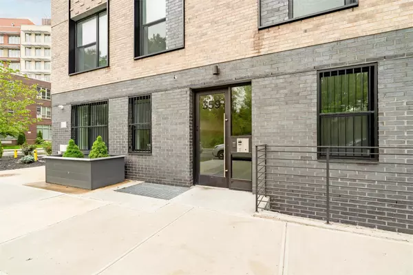 Bronx, NY 10473,359 Bronx River AVE #2B