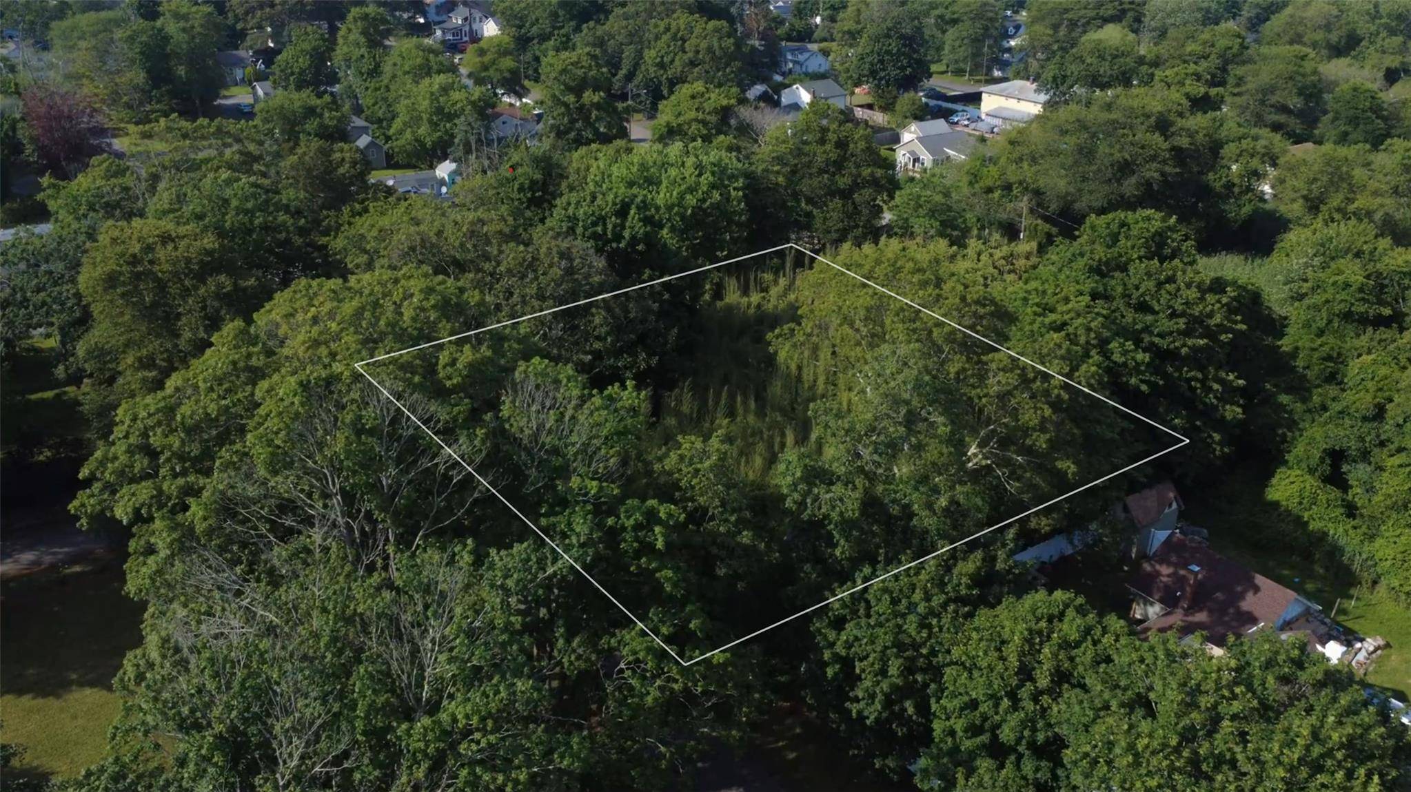 Mastic Beach, NY 11951,Montauk DR