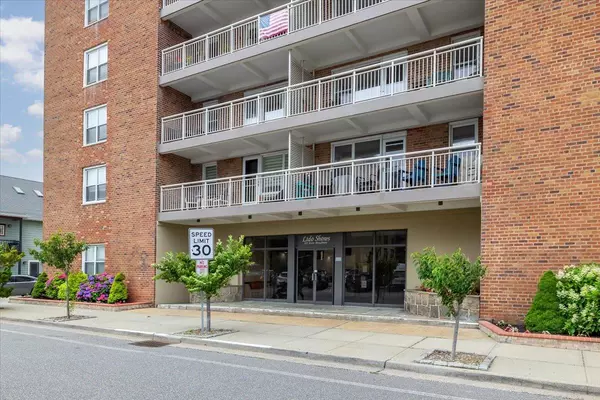 855 E Broadway #4A, Long Beach, NY 11561