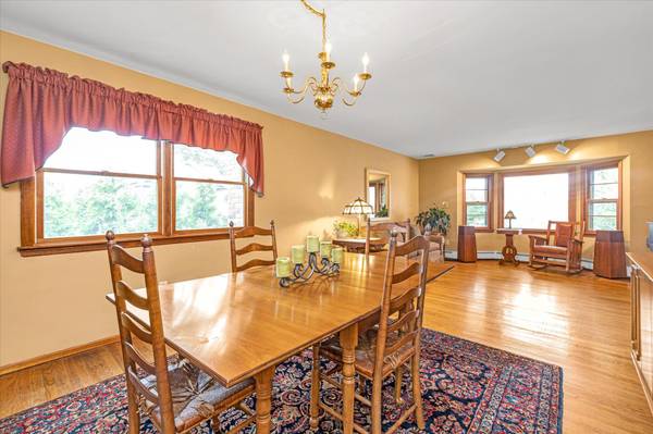 West Islip, NY 11795,537 Bay 5th ST
