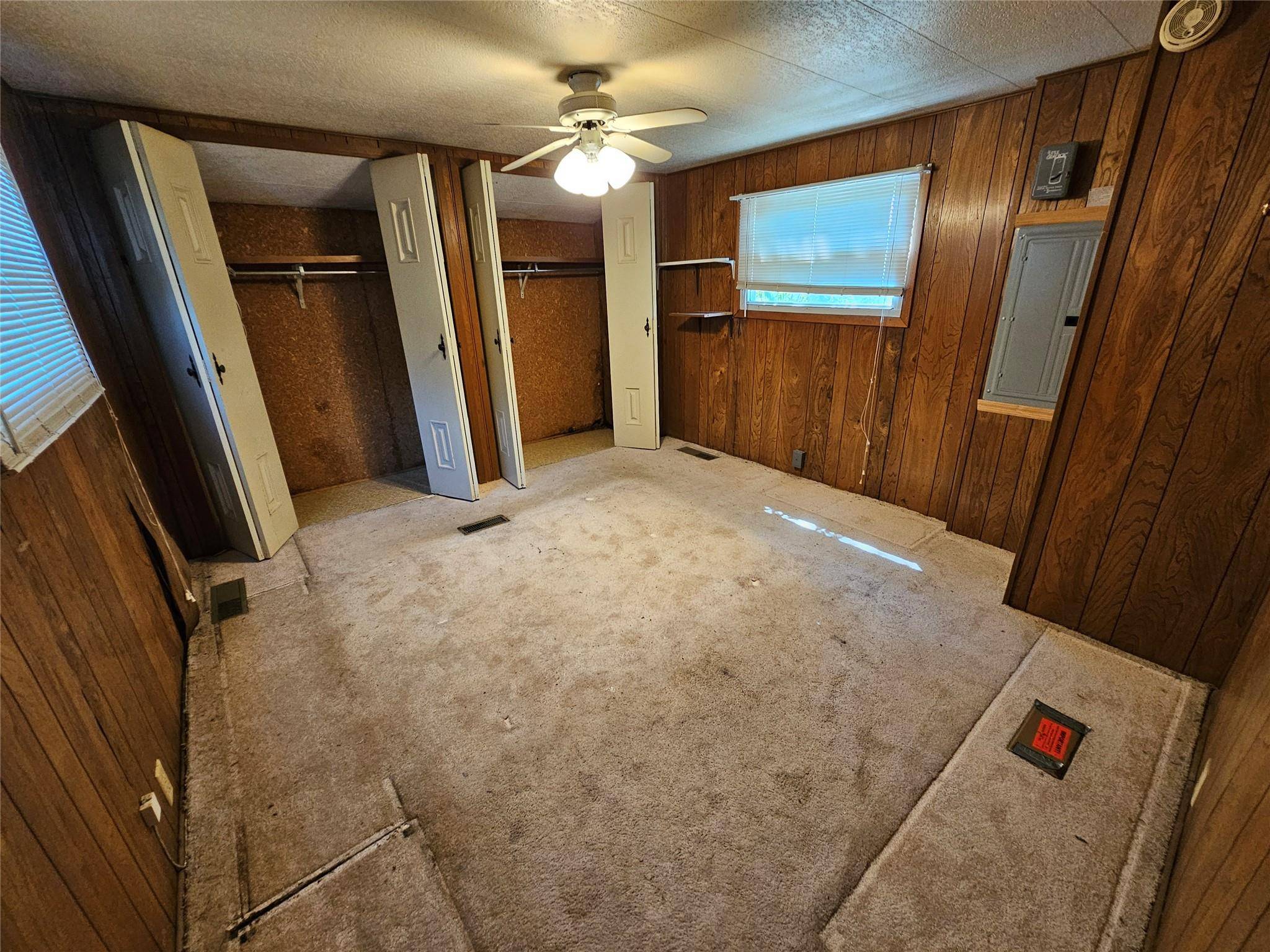 Calverton, NY 11933,1964 River Rd #37