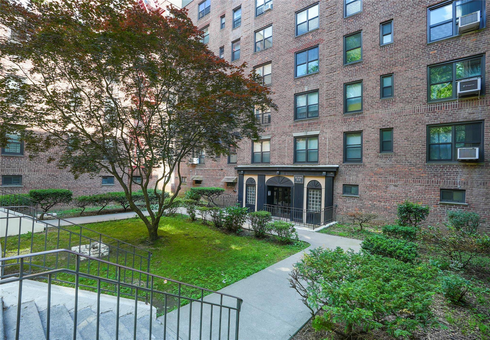 8385 Woodhaven BLVD #3M, Woodhaven, NY 11421