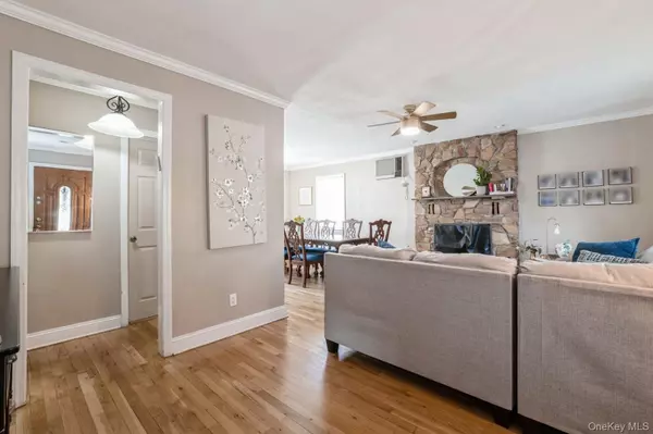 West Hempstead, NY 11552,198 Guildford CT