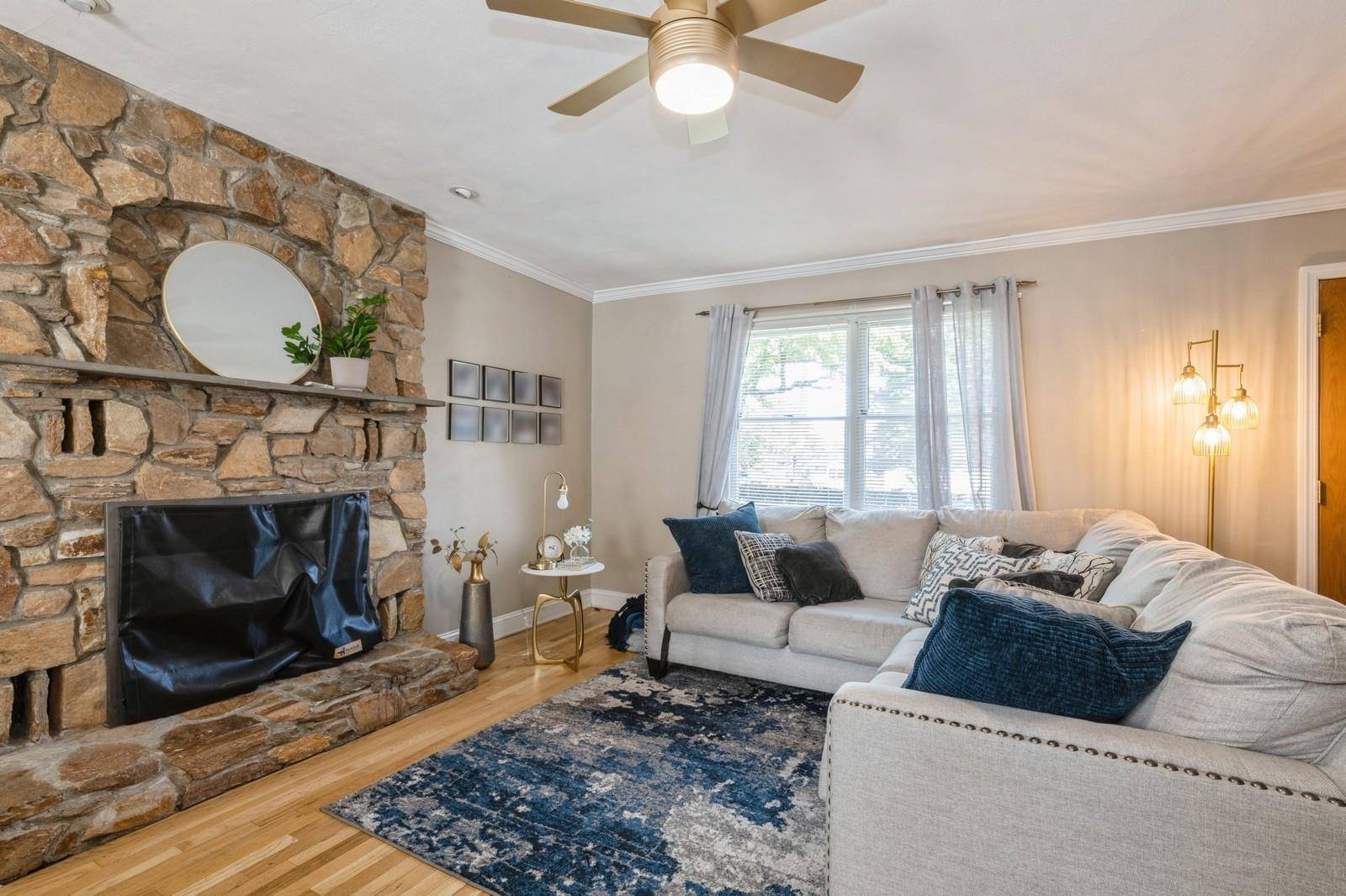 West Hempstead, NY 11552,198 Guildford CT