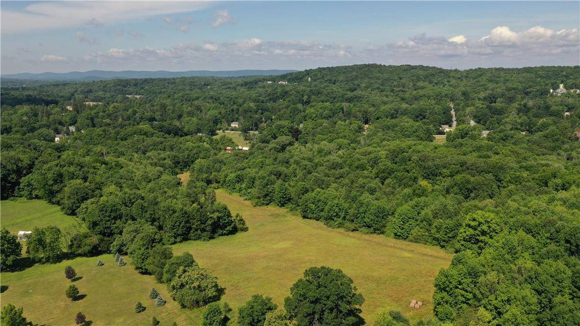 Warwick, NY 10990,56 Maple AVE