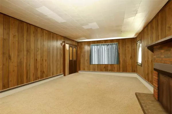 Mount Marion, NY 12456,12 Park CIR