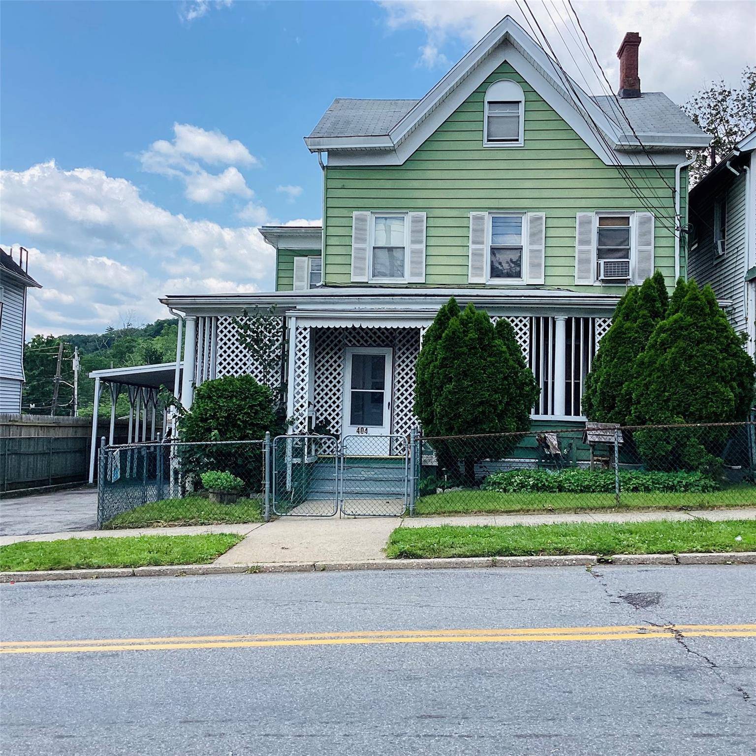 Peekskill, NY 10566,404 N Division ST