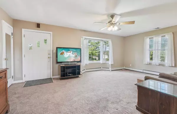 Stony Point, NY 10980,63 Washburns LN