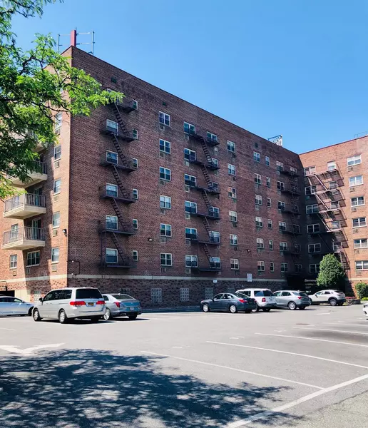 20 Secor PL #5L, Yonkers, NY 10704