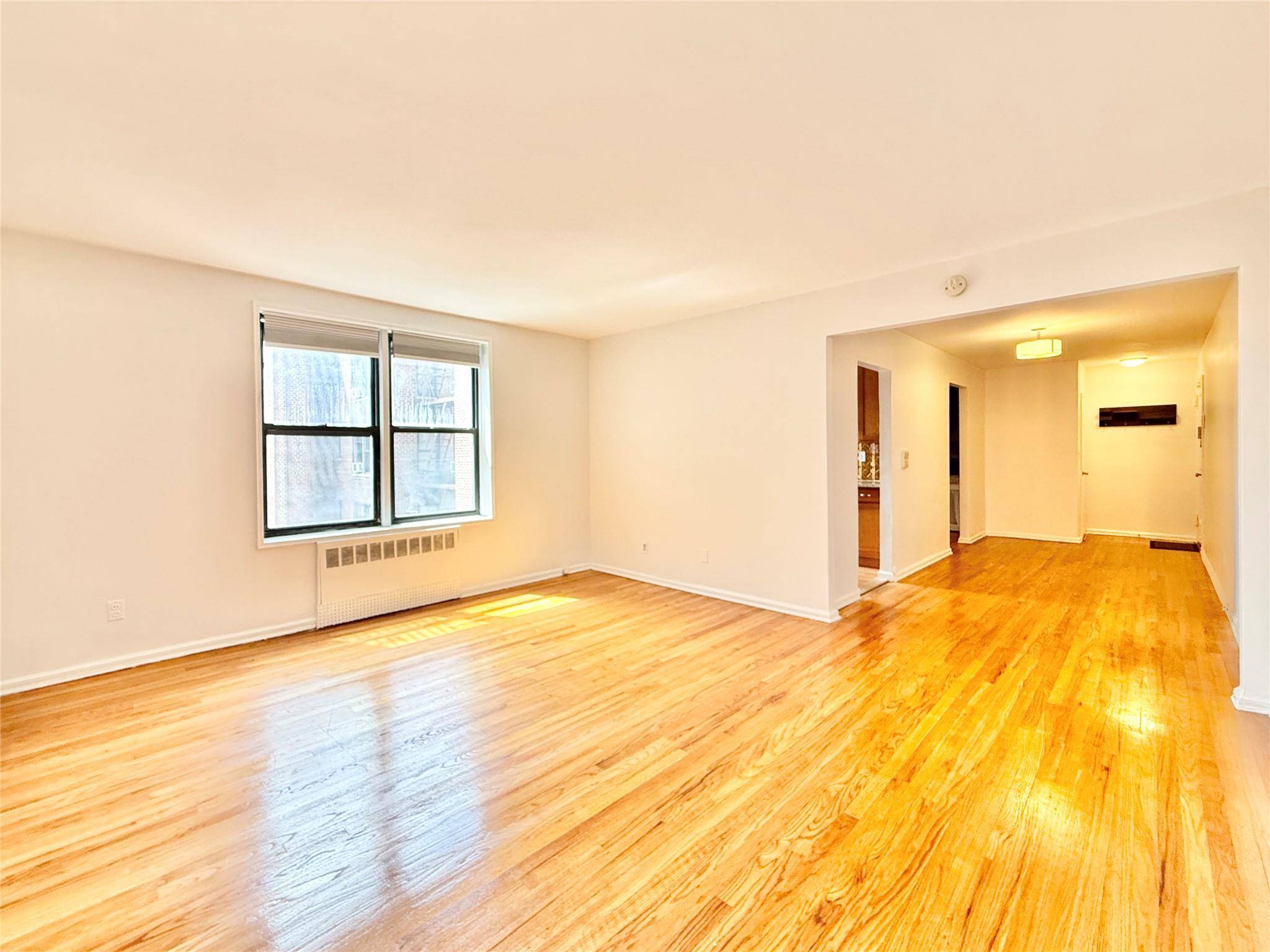 White Plains, NY 10601,2 Windsor TER #5F