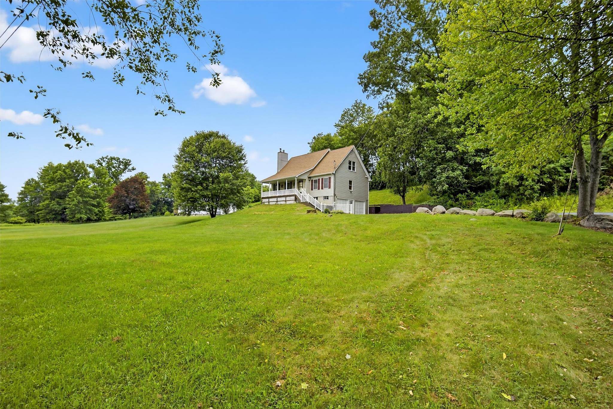 Pine Bush, NY 12566,477 Drexel DR
