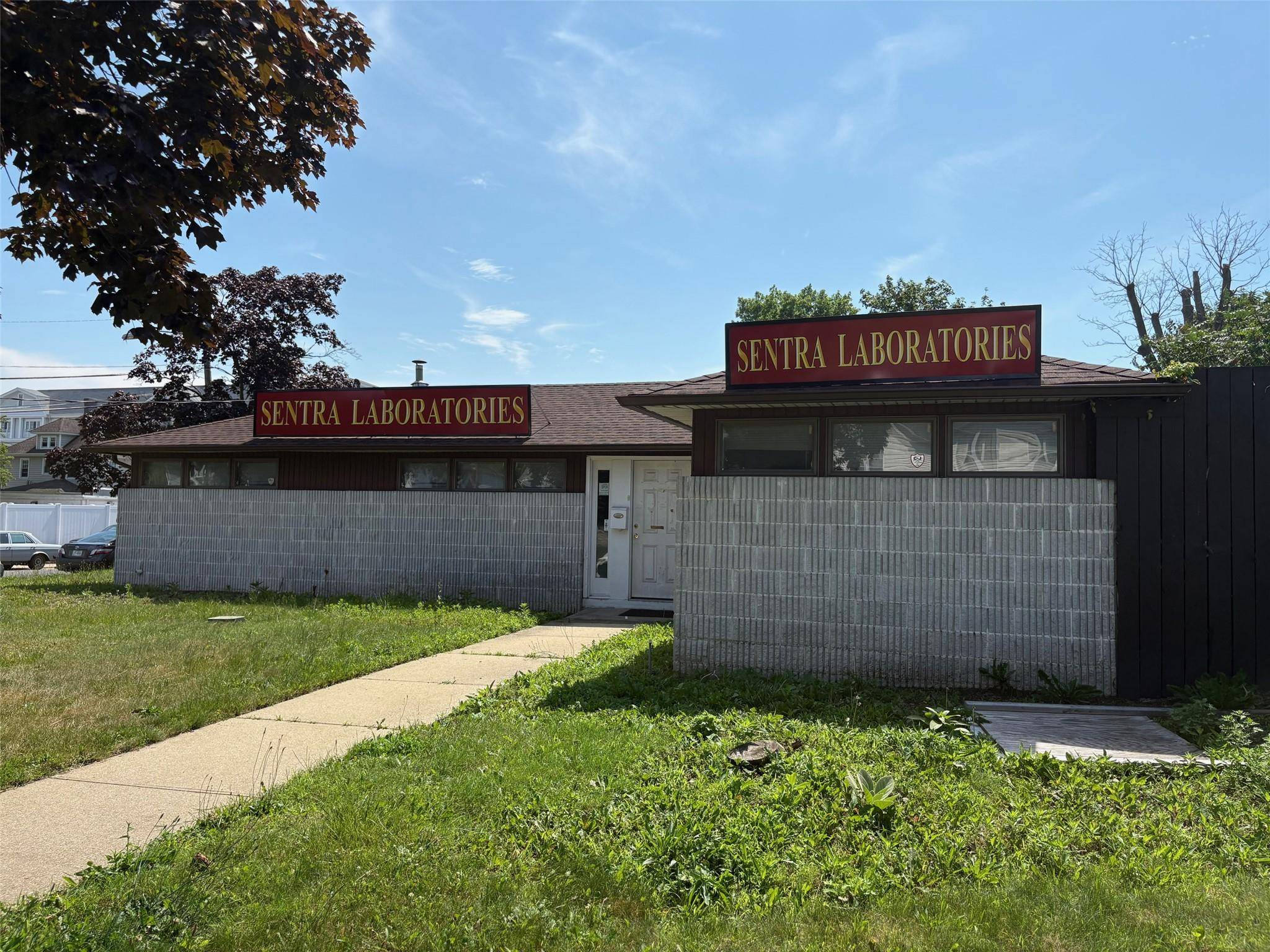 Bay Shore, NY 11706,40 Bay Shore AVE