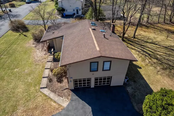 Spring Valley, NY 10977,13 Barrie DR