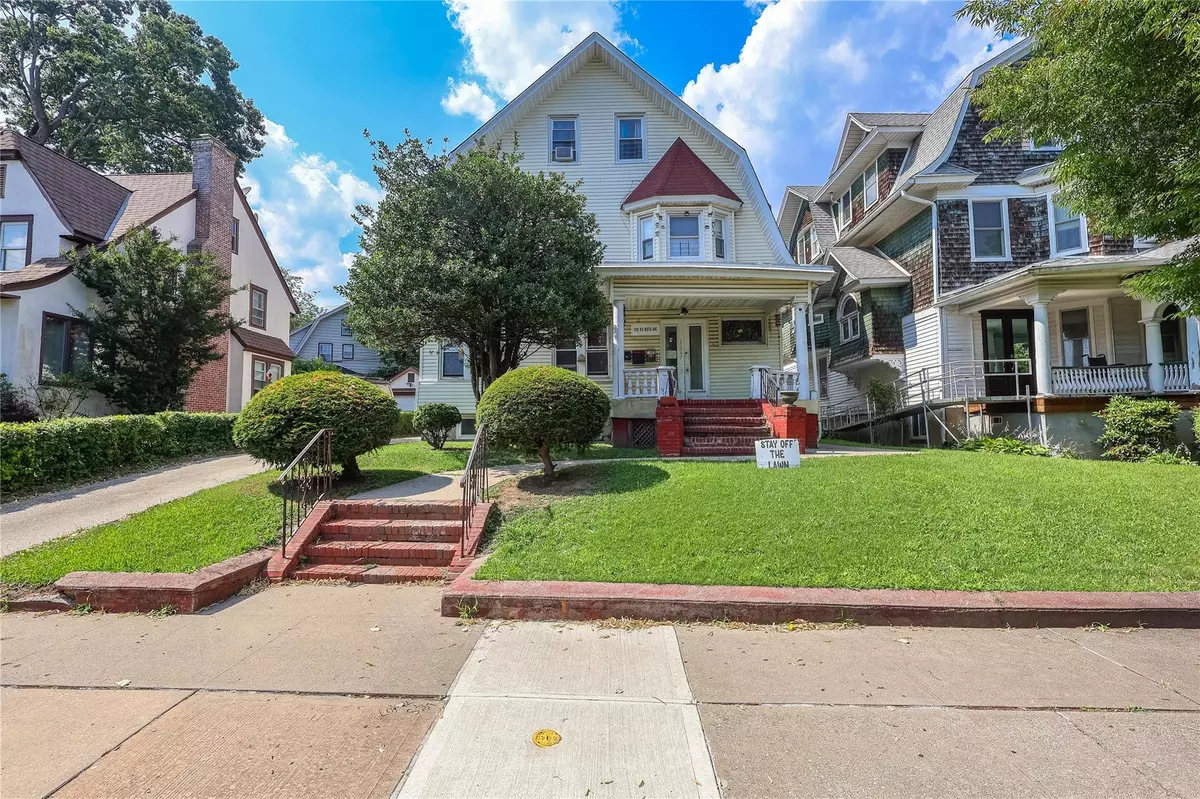 Richmond Hill, NY 11418,110-97 85th AVE