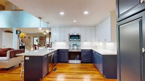 Walden, NY 12586,261 East DR