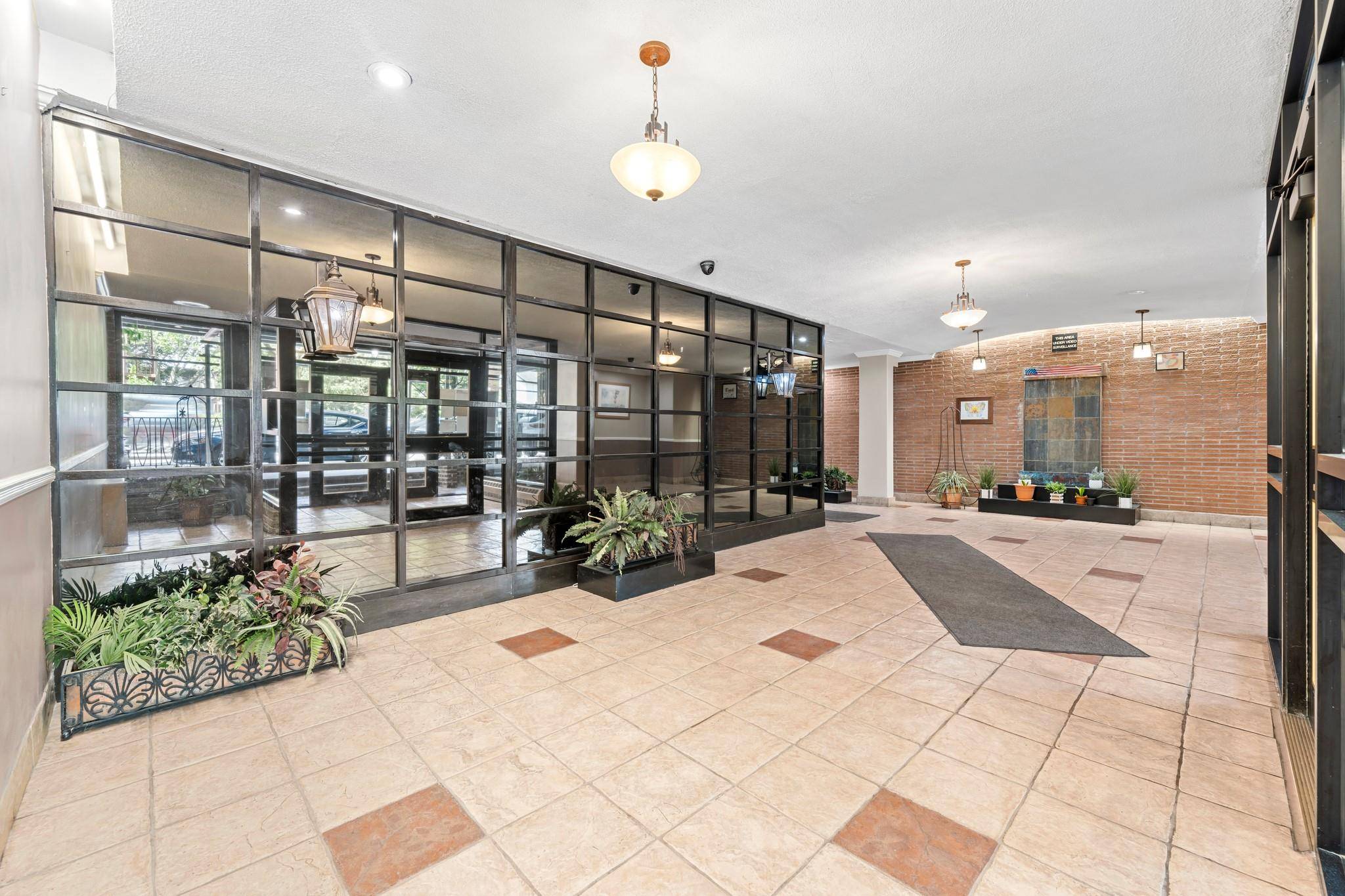 Forest Hills, NY 11375,68-20 Selfridge ST #6H