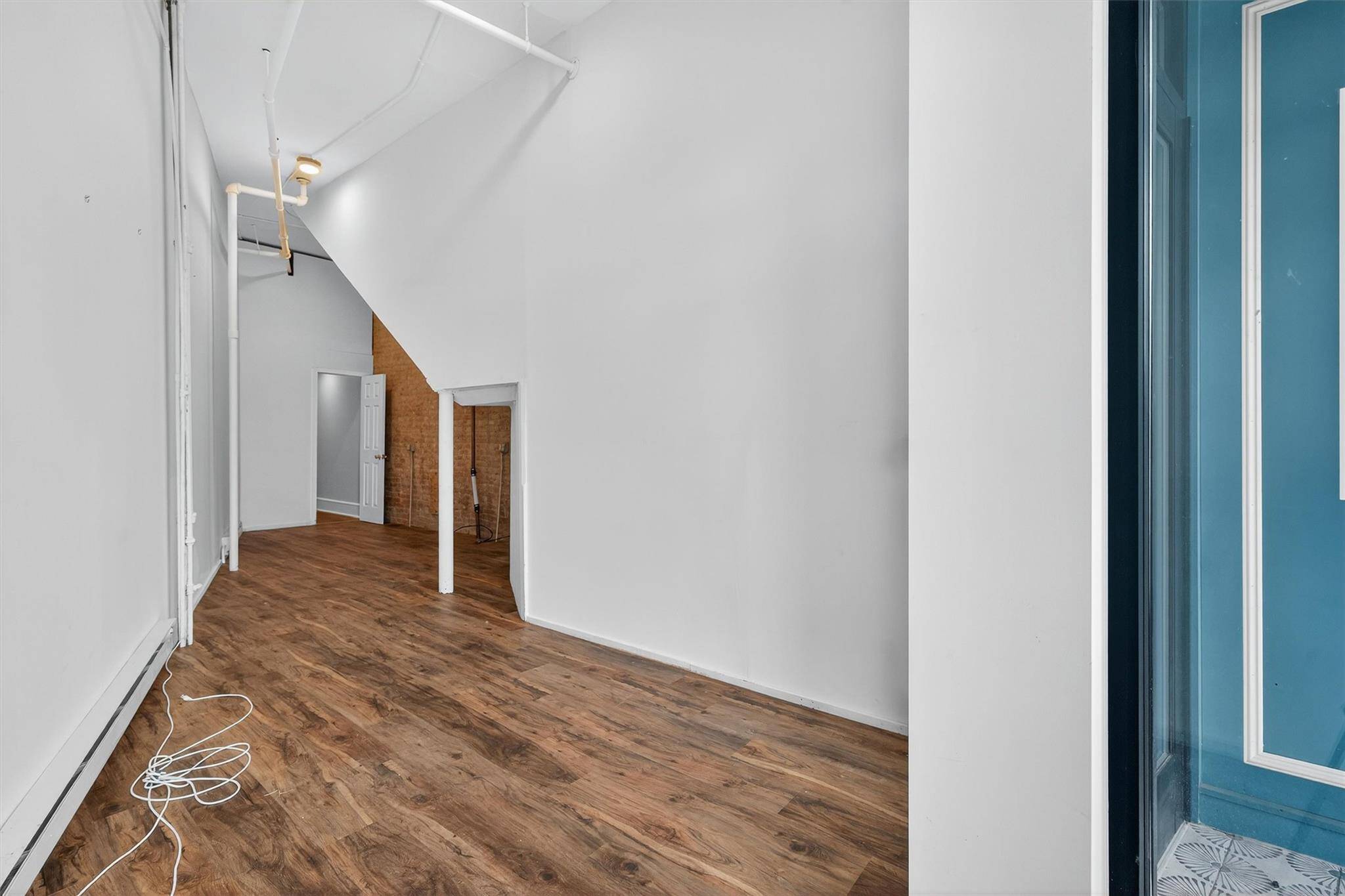 Middletown, NY 10940,23-27 W Main ST #1