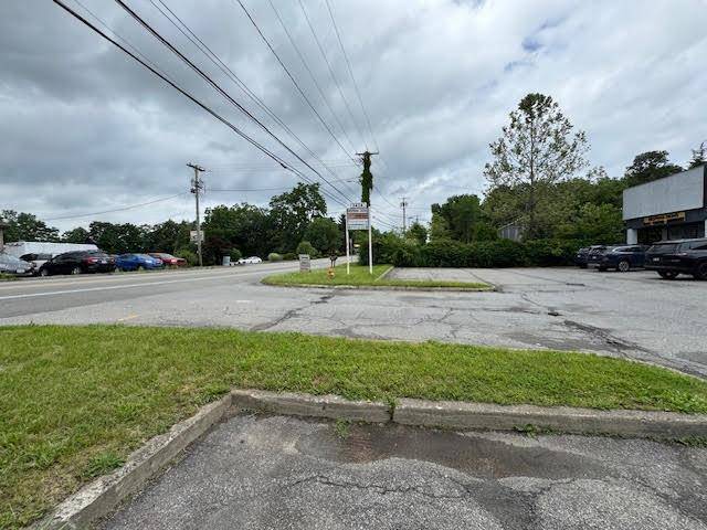 New Windsor, NY 12553,2424 State Route 32
