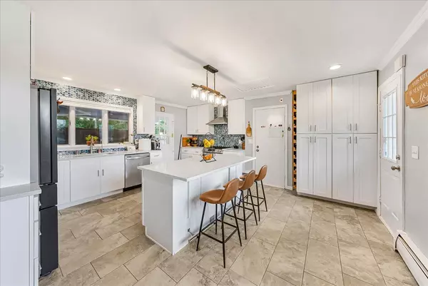Highland Mills, NY 10930,48 Eastview RD