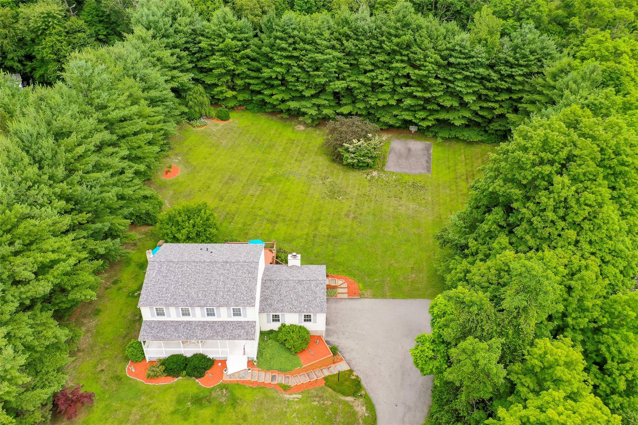 Lagrangeville, NY 12540,2 Scott LN