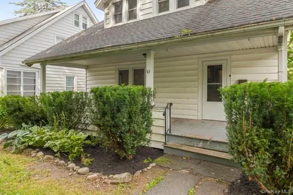 New Paltz, NY 12561,13 N Manheim BLVD