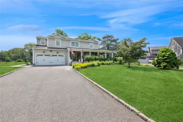 Bayport, NY 11705,40 Spray CT