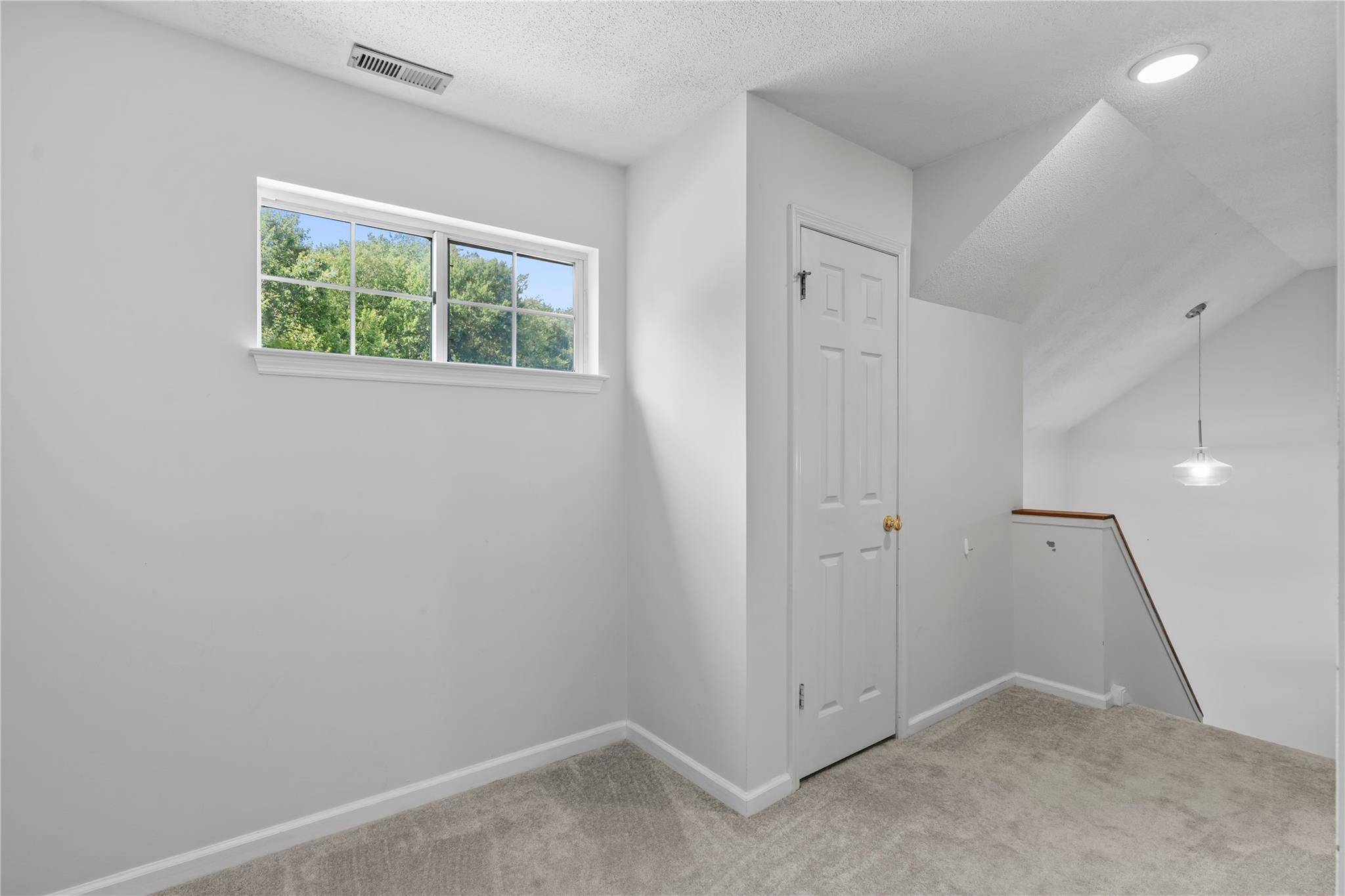 Brewster, NY 10509,106 Bentley CT