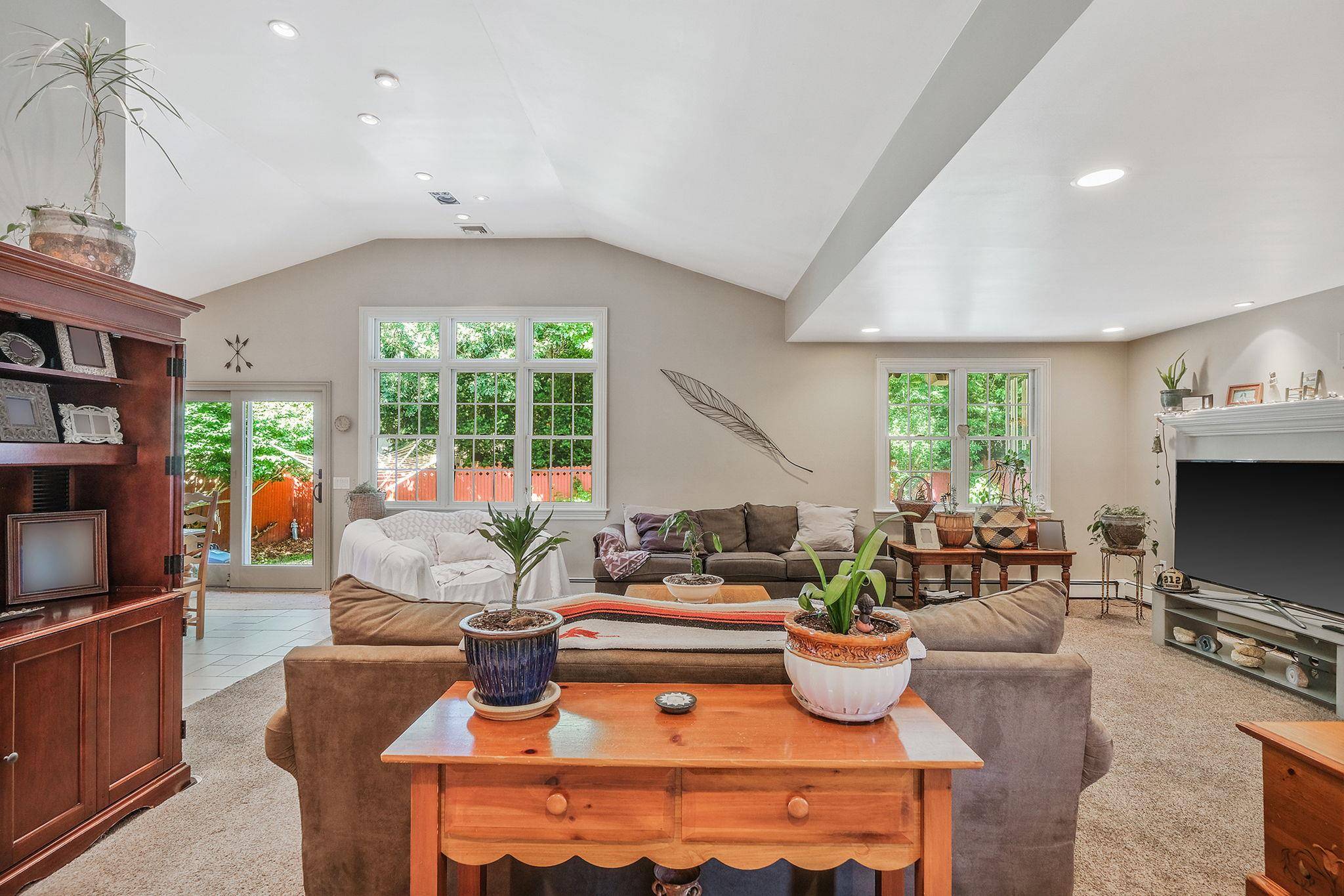 Ronkonkoma, NY 11779,7 Stanley CT