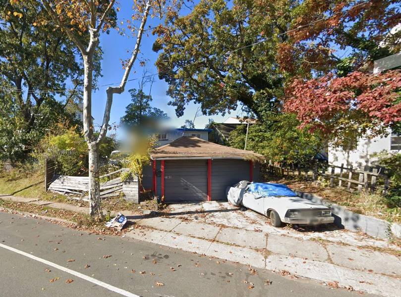 2360 Beach Channel DR, Far Rockaway, NY 11691