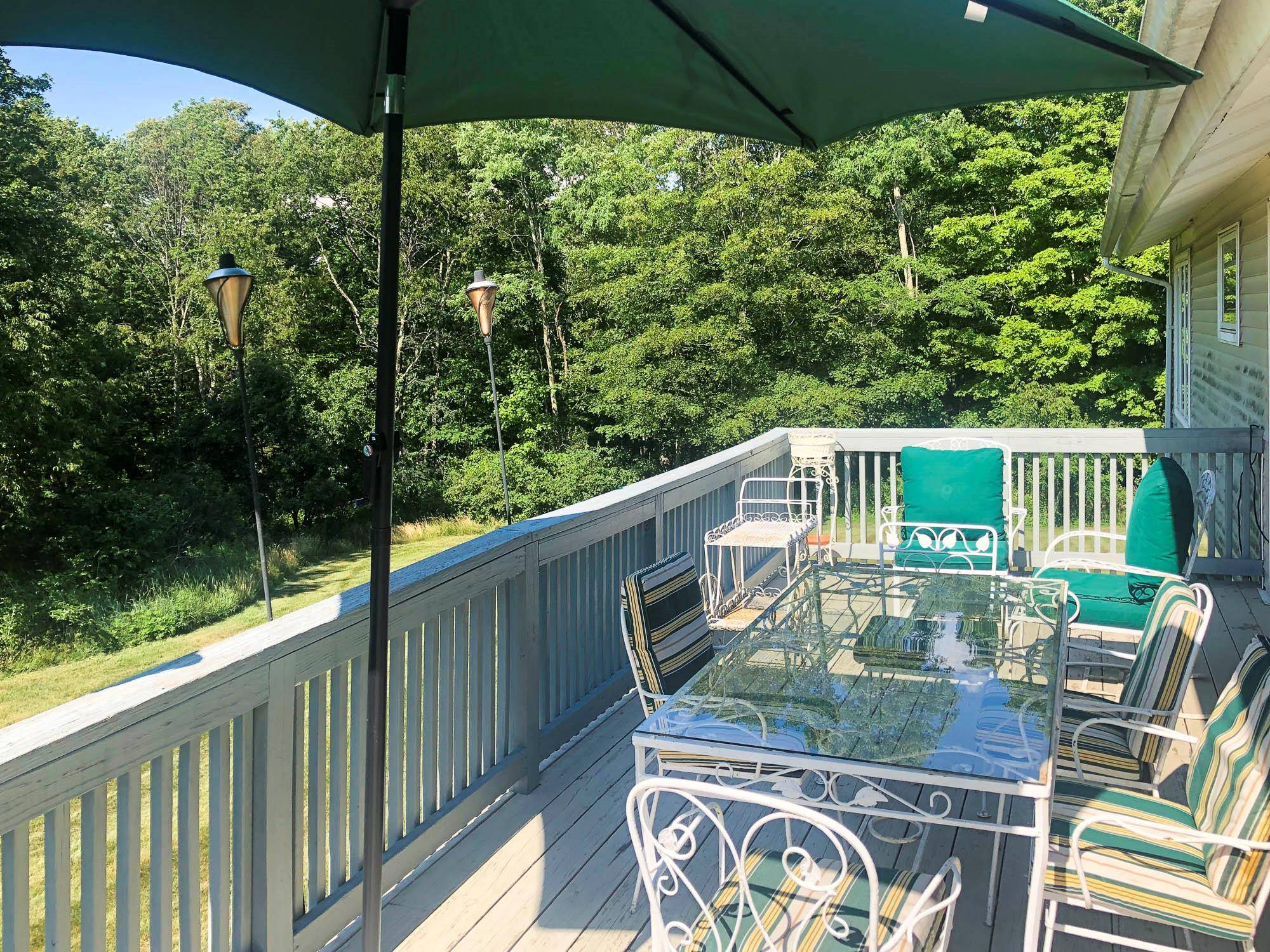 Stanfordville, NY 12581,860 Hunns Lake