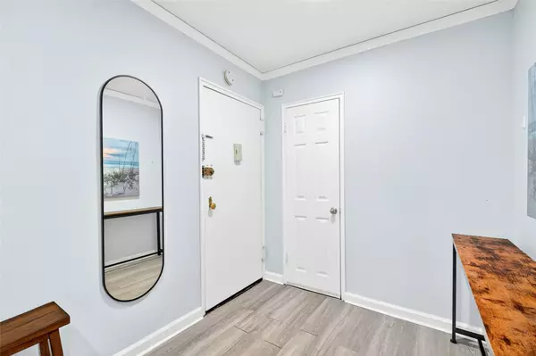 White Plains, NY 10605,10 Bryant CRES #1J
