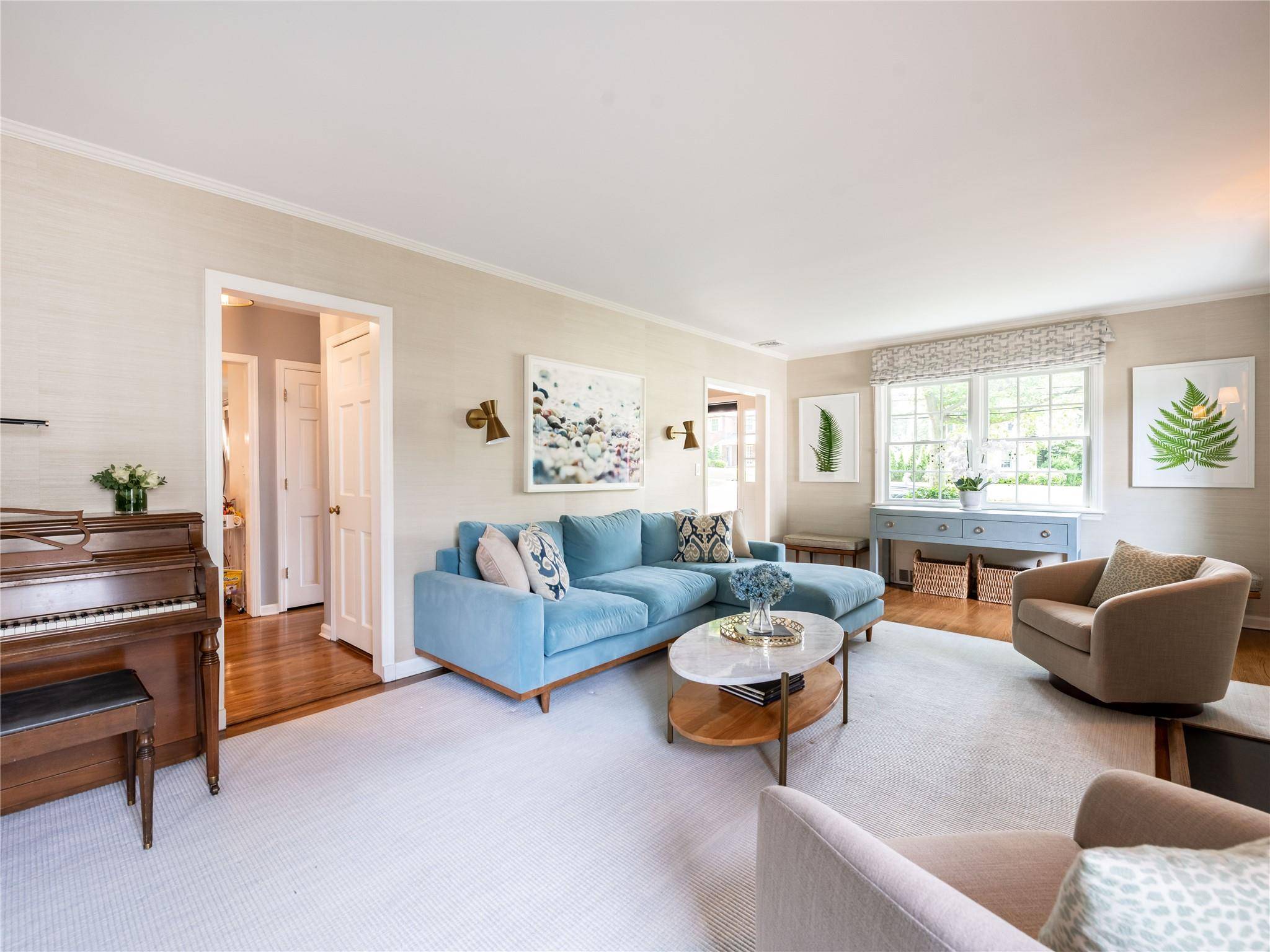Manhasset, NY 11030,409 Park AVE