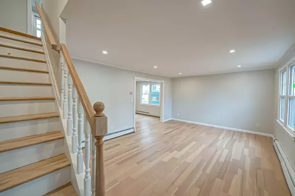 Saint James, NY 11780,122 Fifth ST
