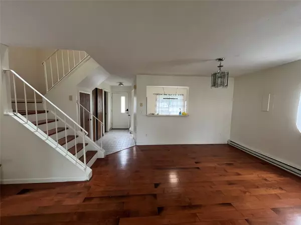 Poughkeepsie, NY 12601,24 Hudson Heights DR