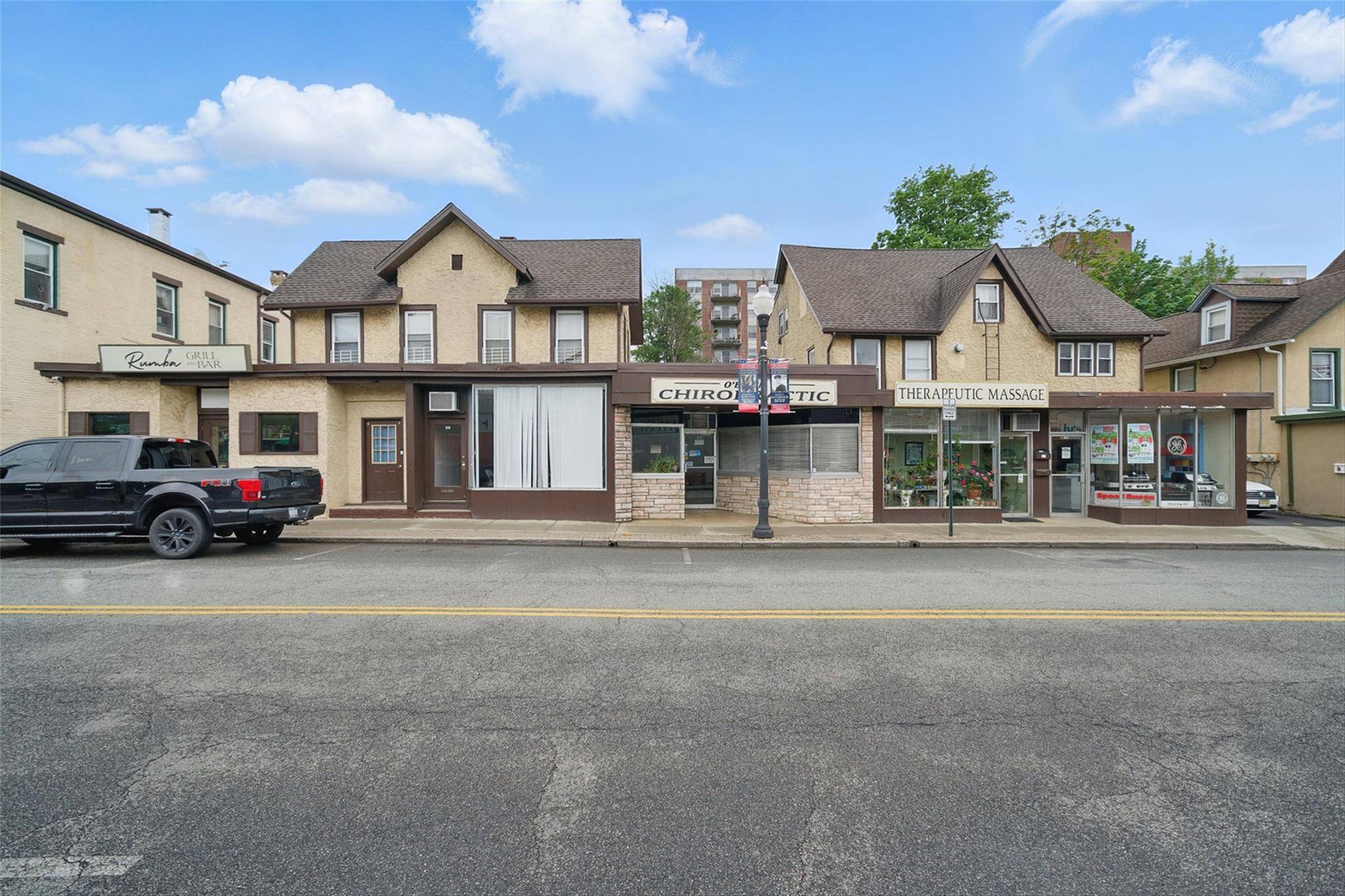 Suffern, NY 10901,20-28 Chestnut ST
