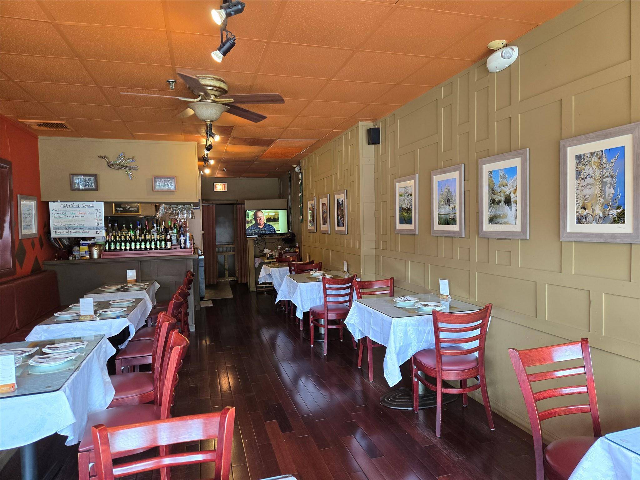 Scarsdale, NY 10583,750 Central Park AVE