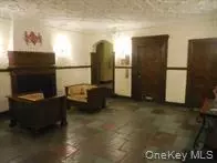 White Plains, NY 10601,292 Main ST #4C