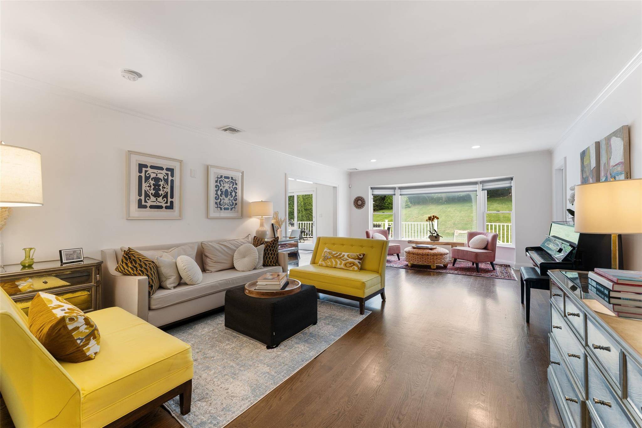 Scarsdale, NY 10583,130 Carthage RD