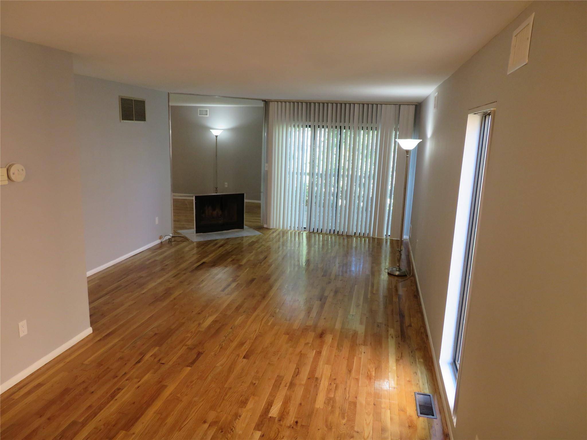 Port Washington, NY 11050,57 Firwood RD #B