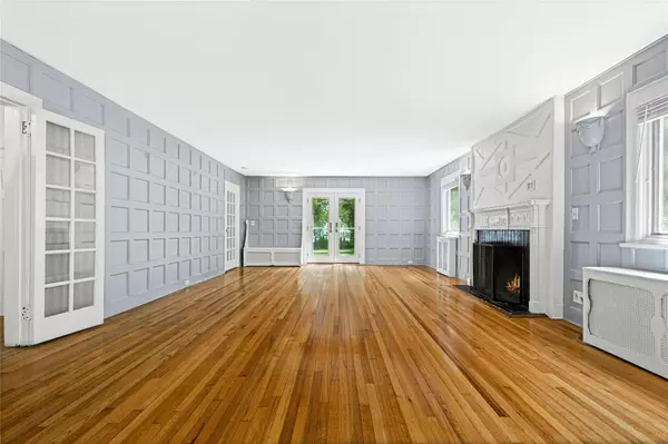 Rye, NY 10580,30 Park DR