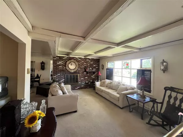 Kiamesha Lake, NY 12751,57 Lakeview DR